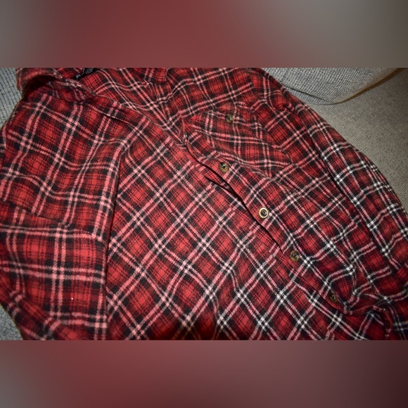 Flannel bundle - Picture 5 of 8